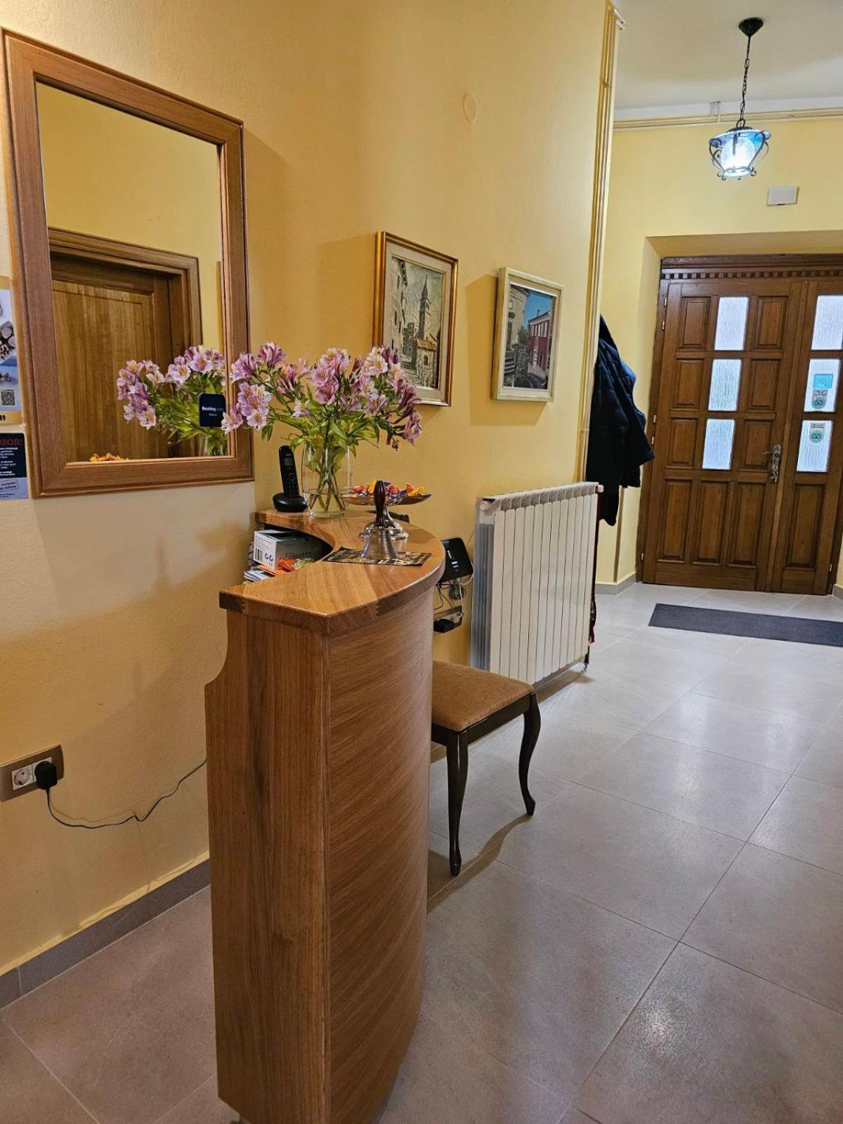 מוטובון Guesthouse Villa Marija מראה חיצוני תמונה