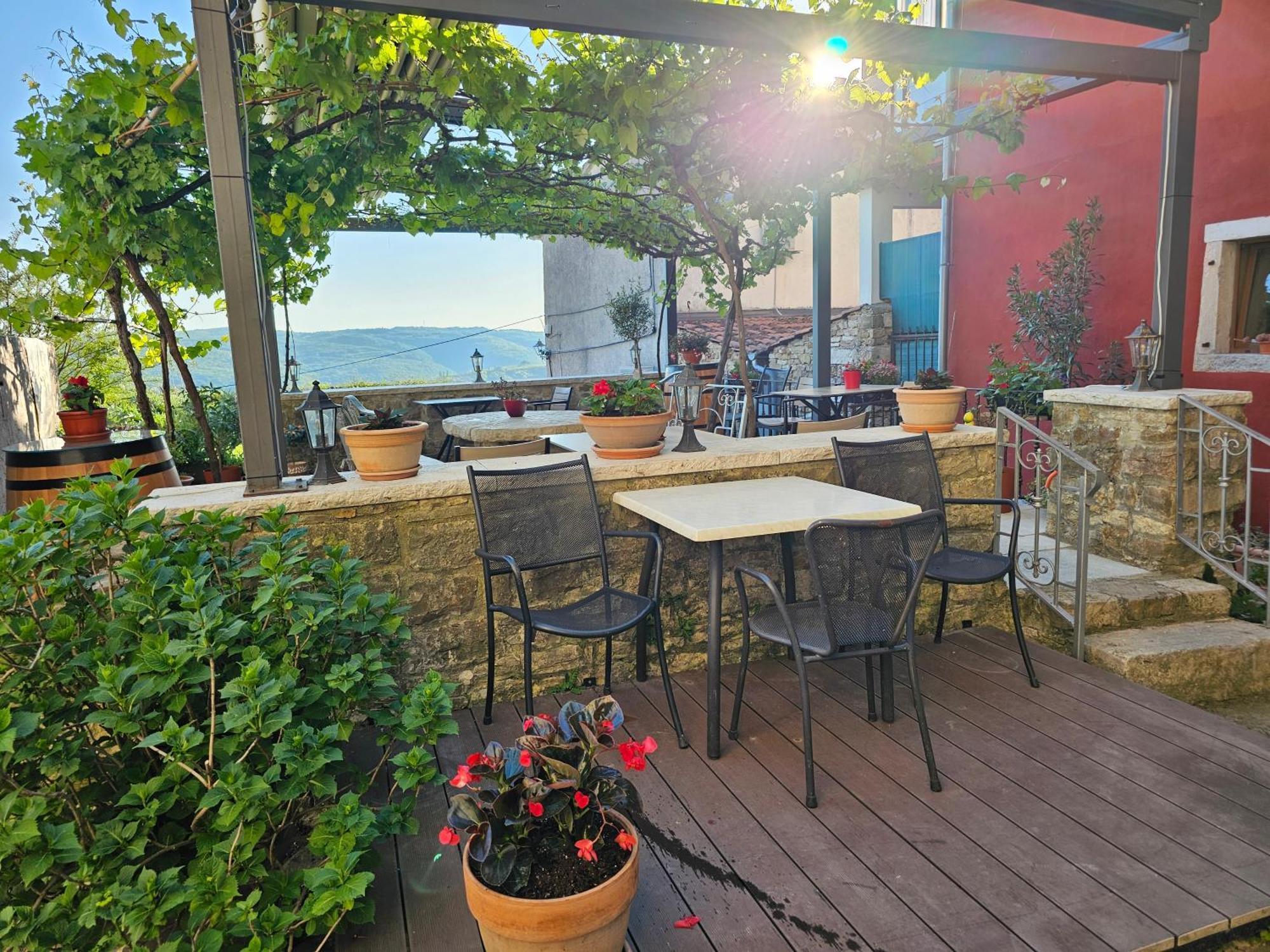 מוטובון Guesthouse Villa Marija מראה חיצוני תמונה