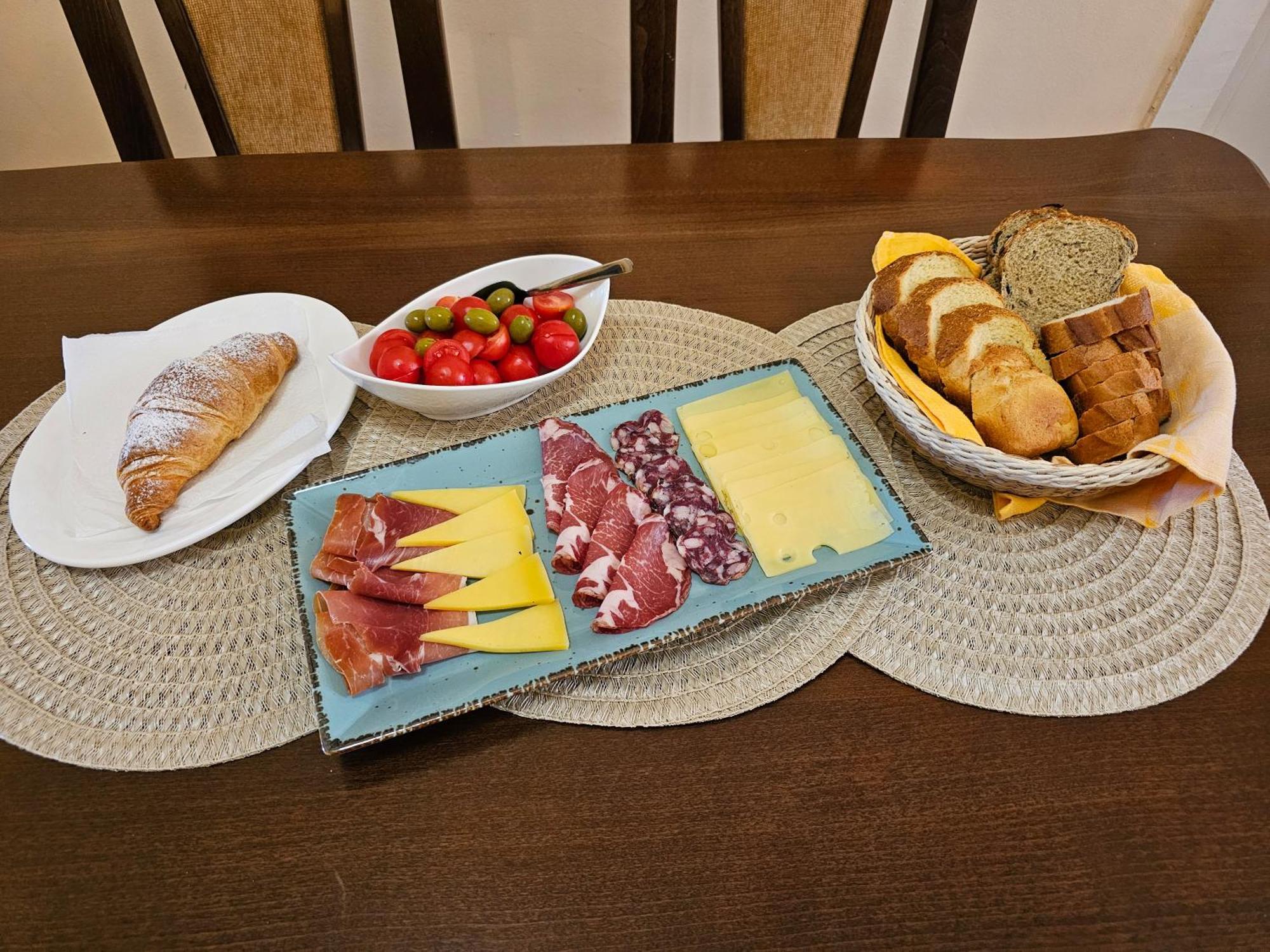 מוטובון Guesthouse Villa Marija מראה חיצוני תמונה