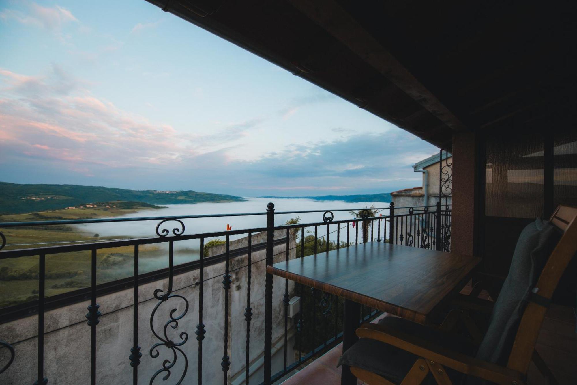 מוטובון Guesthouse Villa Marija מראה חיצוני תמונה