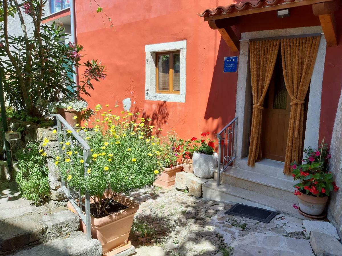 מוטובון Guesthouse Villa Marija מראה חיצוני תמונה