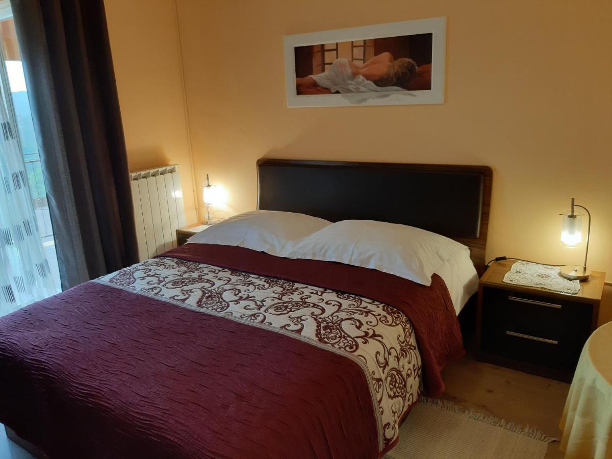 מוטובון Guesthouse Villa Marija מראה חיצוני תמונה